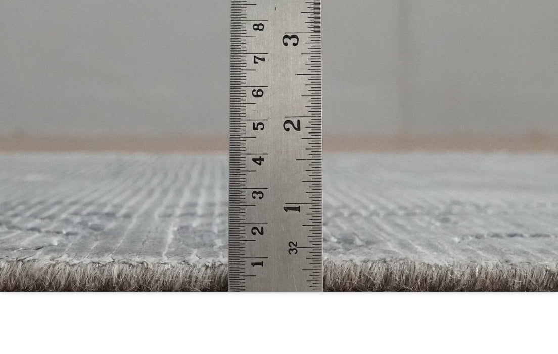 3x5 Hand Woven and Carved Silver and Gray Floral Art Silk Rug | KNT10