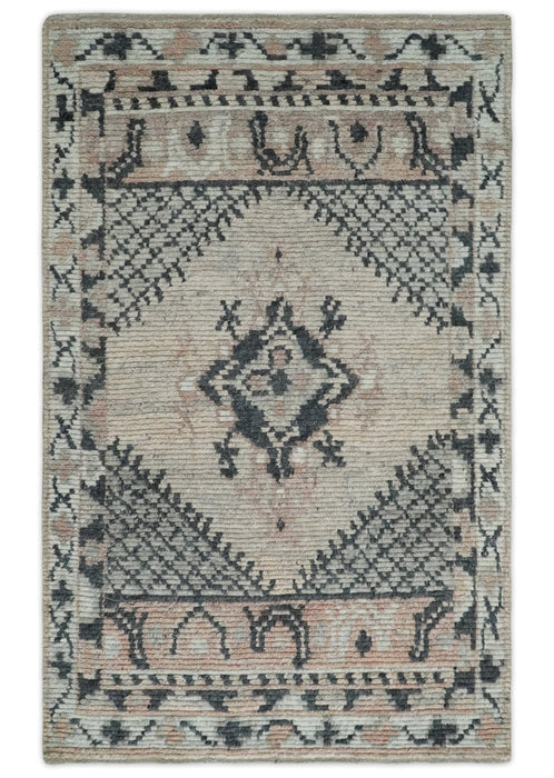 Hand Woven Peach and Charcoal Blended Hand Knotted Wool Rug