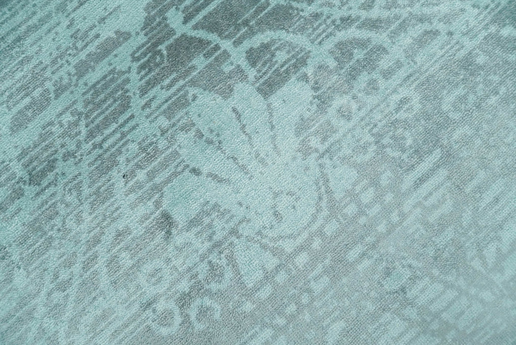Handmade 6.8x9.10 Floral Blue Turquois Blended Wool and Bamboo Silk Area Rug