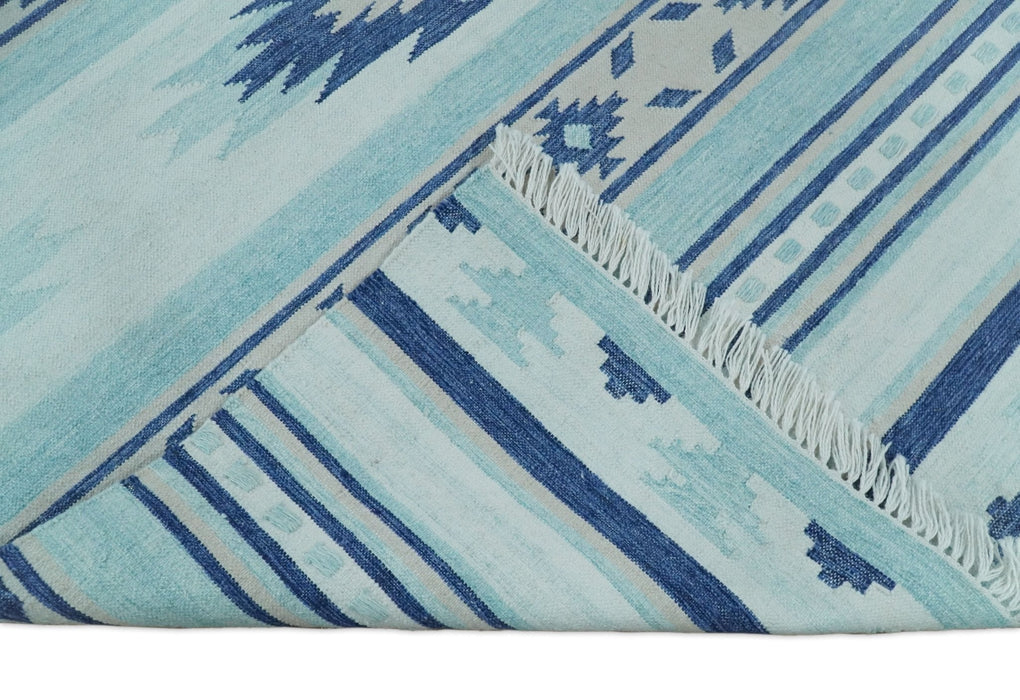 Handmade Boho 2x3, 5x8 and 8x10 White and Blue Wool Blend Dhurrie Rug | VIK1