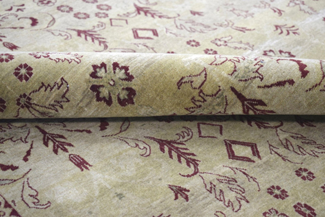Fine Knots 10x14 Handmade Area Rug made with Hand-spun Wool