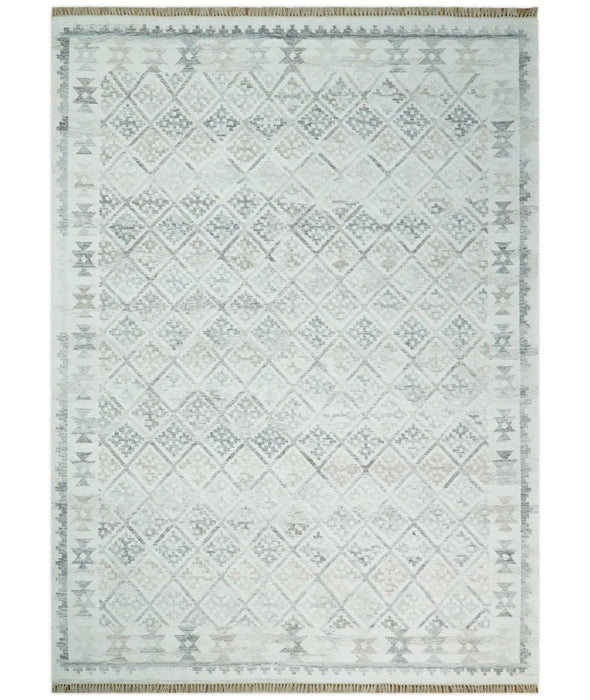 Contemporary Ivory and Gray Hand Woven Rug made with Fine Blended Wool