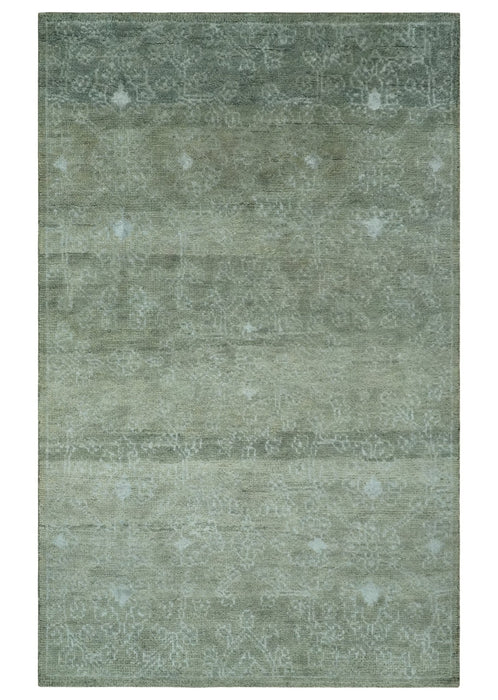 Light Green and Silver Traditional Large design 5x8 Hand Knotted wool and Art Silk Area Rug
