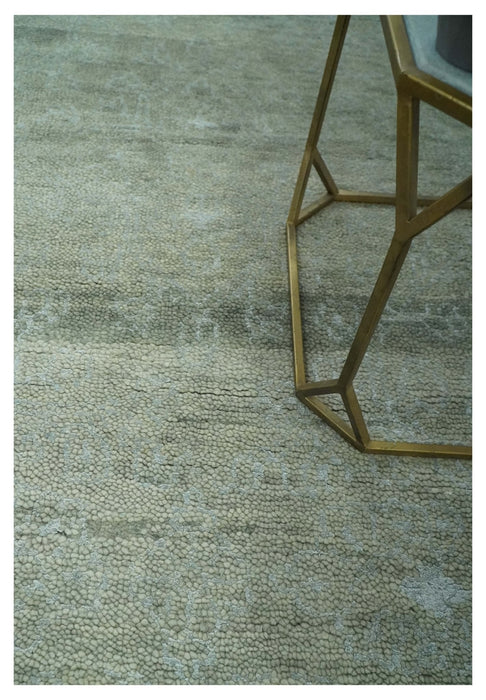 Light Green and Silver Traditional Large design 5x8 Hand Knotted wool and Art Silk Area Rug