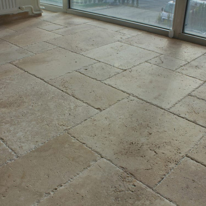 Meandros Walnut Antique Pattern Brushed, Chiseled, Unfilled - Livfloors Collection