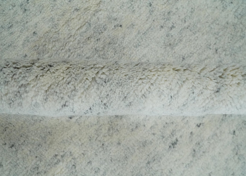 Minimalist Fine Hand Knotted Ivory and Silver 9x12 Rug Made with Fine Wool, Solid Rug | AC37912