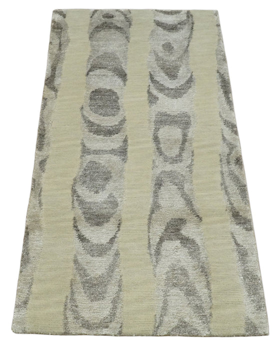 Modern Abstract 2x3 Beige and Gray Hand Knotted Entryway Wool and Silk Area Rug | TRD3367123