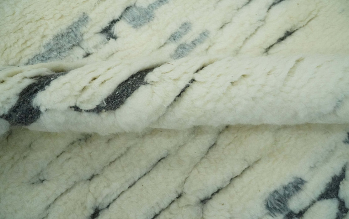 Modern Abstract Beige and Gray Hand Knotted Moroccan Style Plush Pile 5x8 wool Rug
