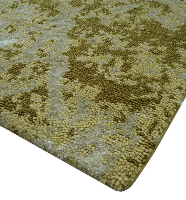 Modern Abstract Shades of Olive and Silver 5x8 Hand knotted wool and art silk area rug