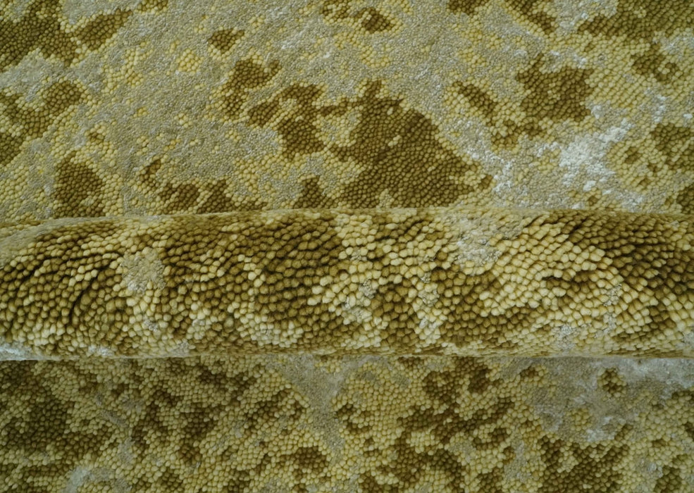 Modern Abstract Shades of Olive and Silver 5x8 Hand knotted wool and art silk area rug