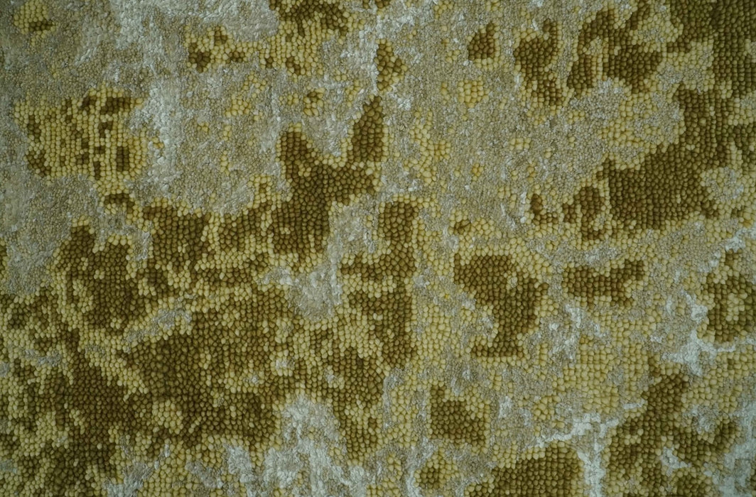 Modern Abstract Shades of Olive and Silver 5x8 Hand knotted wool and art silk area rug