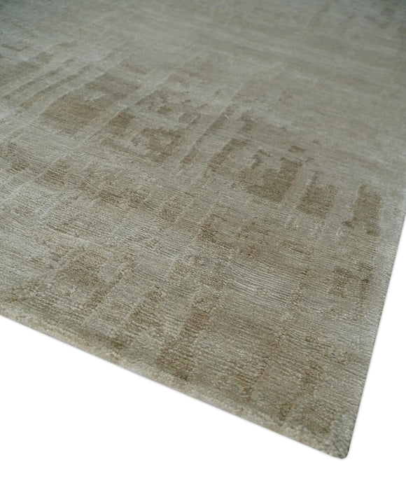 Modern Abstract Silver and Olive Hand knotted 6x9 Bamboo Silk Area Rug