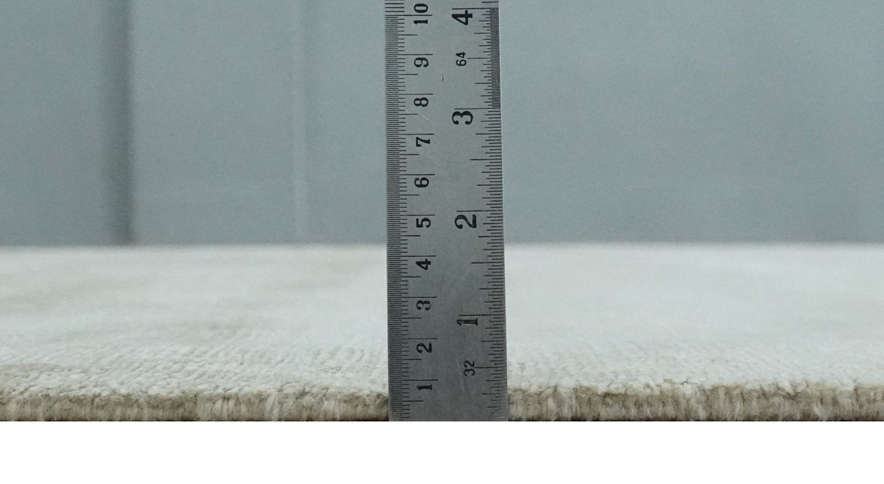 Modern Abstract Silver and Olive Hand knotted 6x9 Bamboo Silk Area Rug