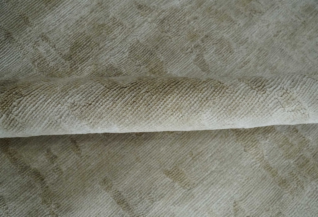 Modern Abstract Silver and Olive Hand knotted 6x9 Bamboo Silk Area Rug