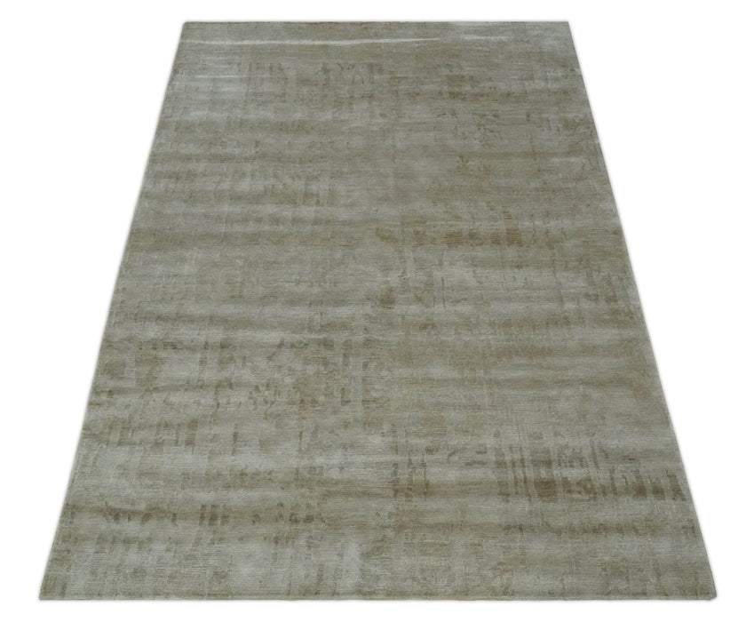 Modern Abstract Silver and Olive Hand knotted 6x9 Bamboo Silk Area Rug
