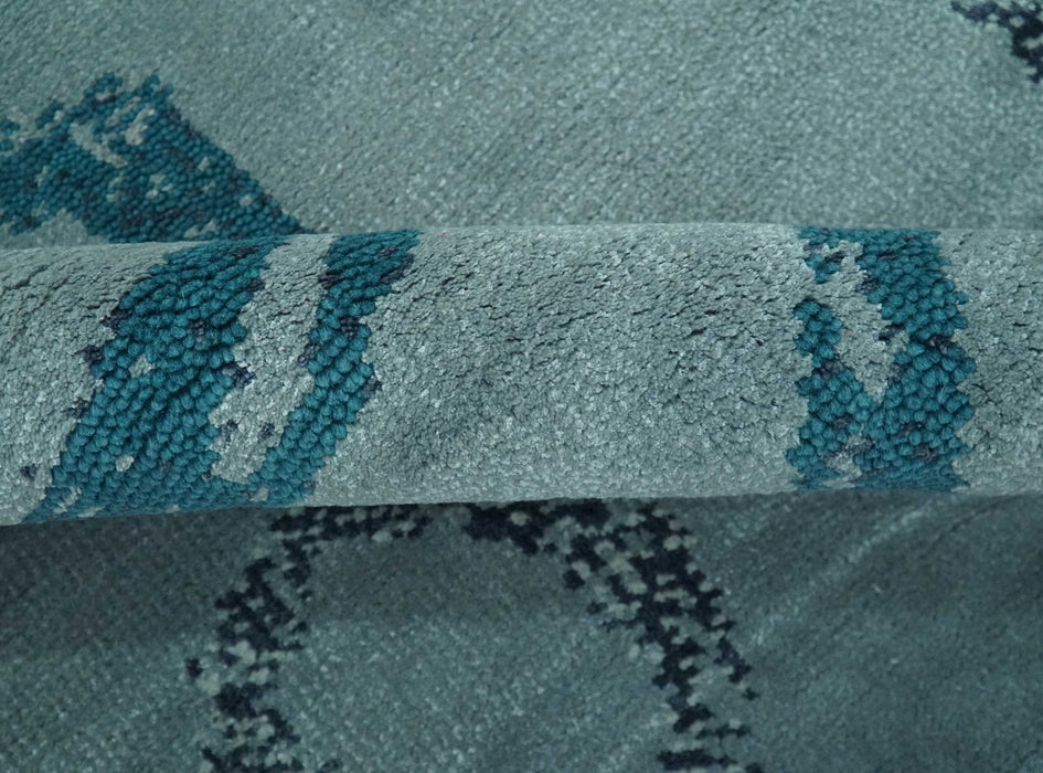 Modern Geometrical Circle Design Teal and Charcoal 5x7 Hand Knotted wool area rug