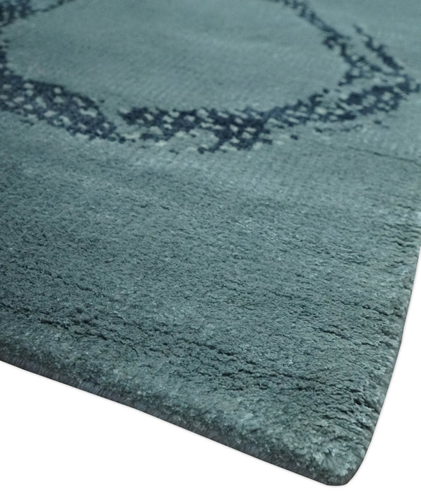 Modern Geometrical Circle Design Teal and Charcoal 5x7 Hand Knotted wool area rug