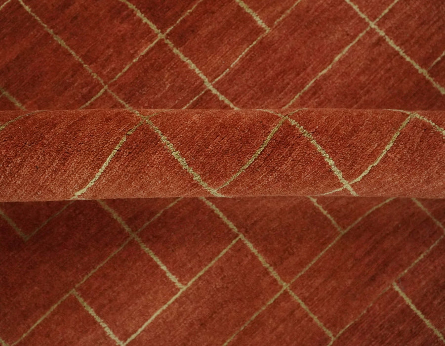 Modern Geometrical Rust and Gold 6x9 Hand loom Wool and Art Silk Area Rug