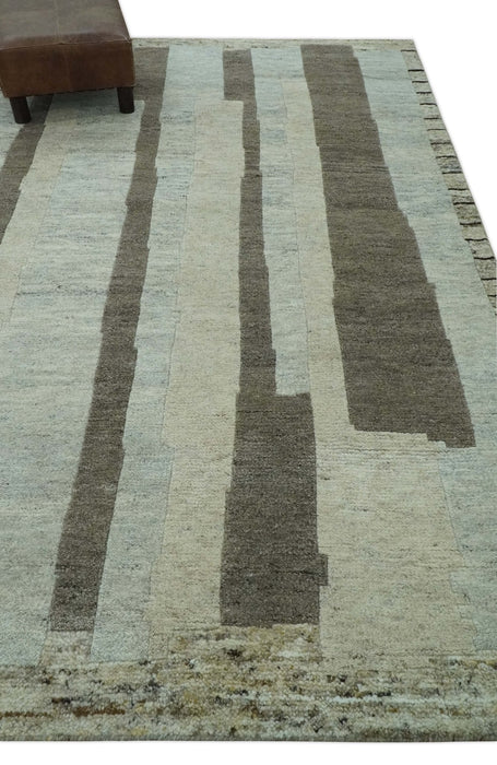 Modern Geometrical Silver, Ivory and Charcoal Hand Knotted 5x8 wool area Rug
