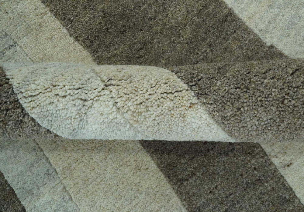 Modern Geometrical Silver, Ivory and Charcoal Hand Knotted 5x8 wool area Rug