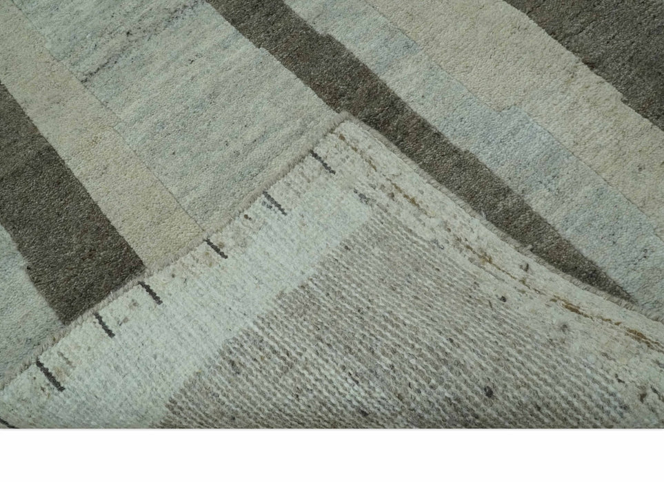 Modern Geometrical Silver, Ivory and Charcoal Hand Knotted 5x8 wool area Rug