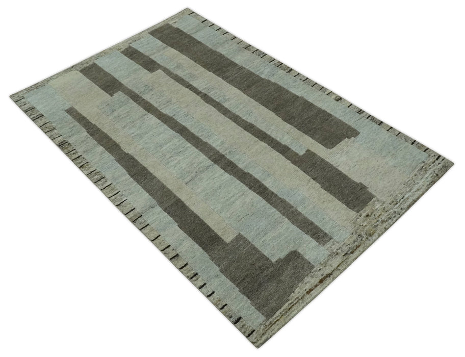 Modern Geometrical Silver, Ivory and Charcoal Hand Knotted 5x8 wool area Rug