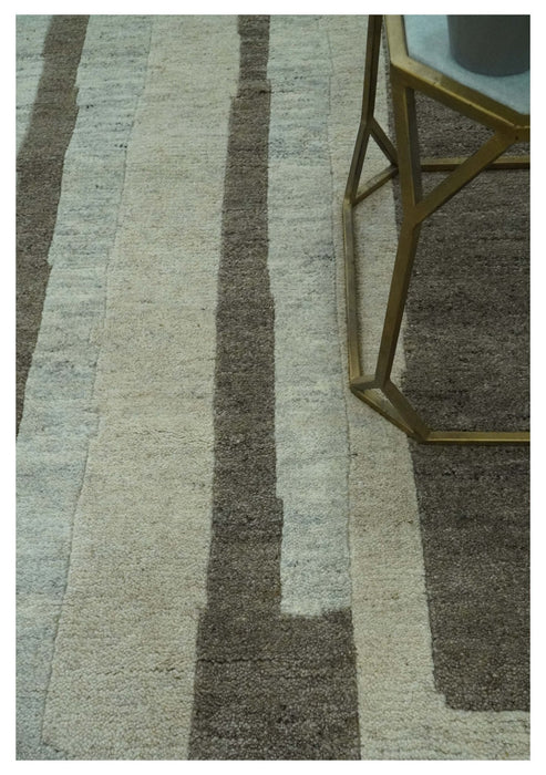 Modern Geometrical Silver, Ivory and Charcoal Hand Knotted 5x8 wool area Rug