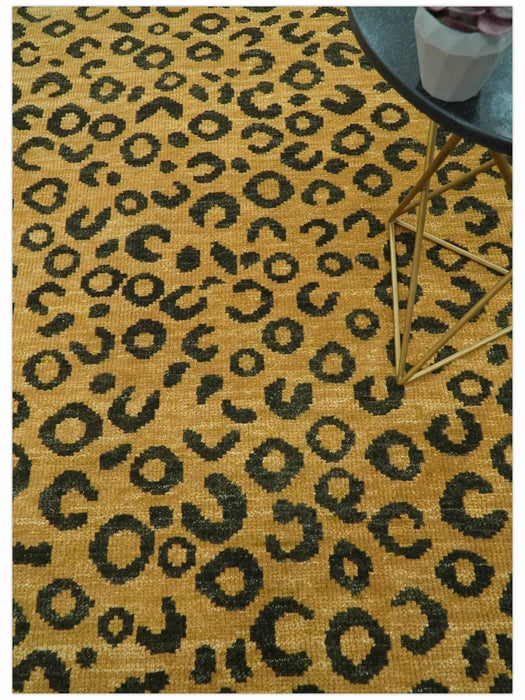 Modern leopard Design 8x10 Hand knotted Golden-Brown and Charcoal wool area rug