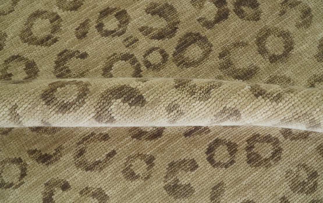 Modern leopard Design Hand knotted Camel and Taupe 8x10 wool area rug