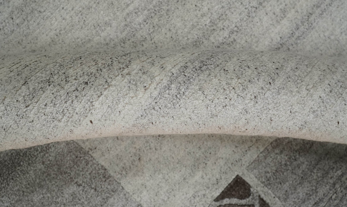 Modern Scandinavian 4.7x6.5 Brown and Silver Wool Hand Woven Area Rug | HL47