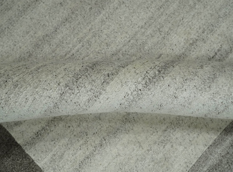 Modern Scandinavian 6x8 Ivory and Silver Wool Hand Woven Area Rug | HL16