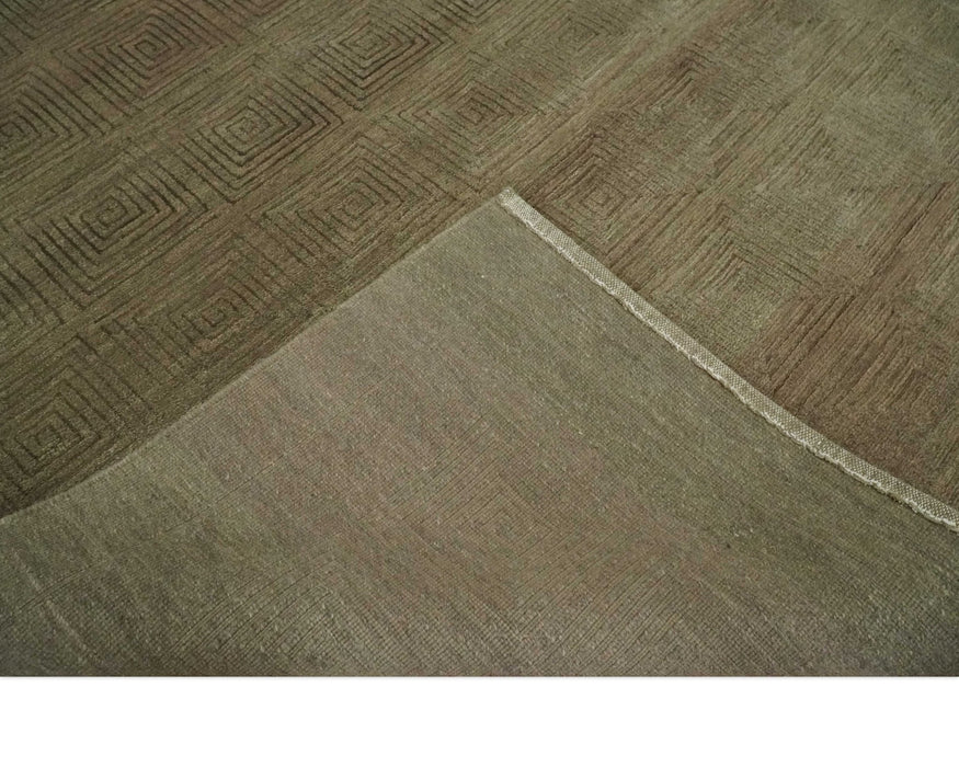 Modern Solid Olive Geometrical Pattern Contemporary Handloom 5x7 wool and Art silk Area Rug