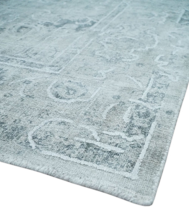 One of a Kind Traditional 8x10 Ivory, Gray and Charcoal Traditionally Hand Loomed Art Silk Area Rug