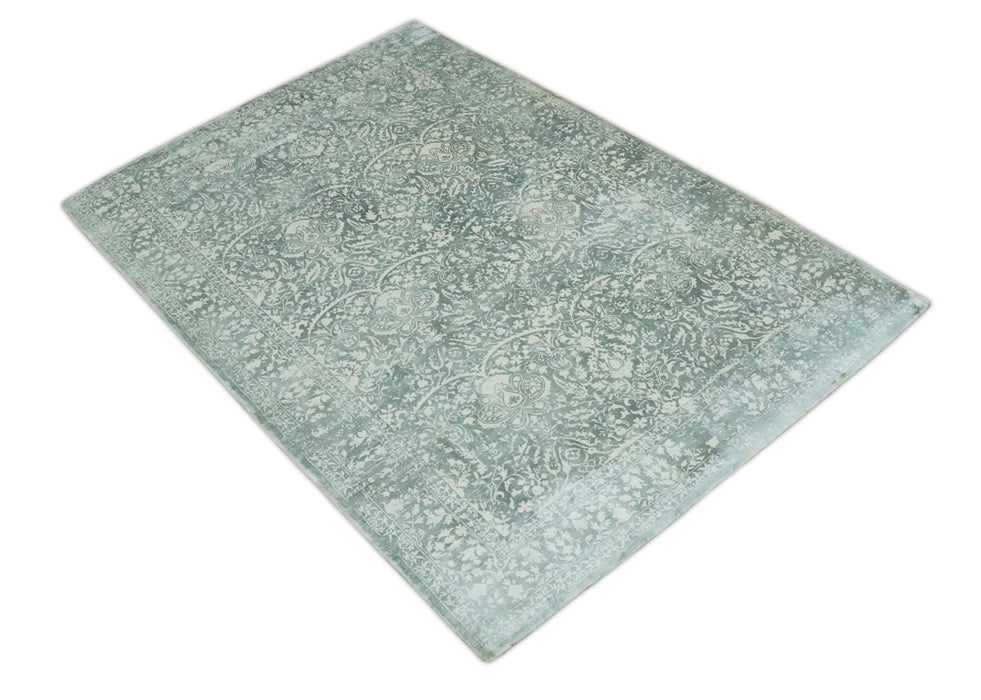 Premium look Floral Ivory and Green 5.6x8 Handloom Viscose Area Rug
