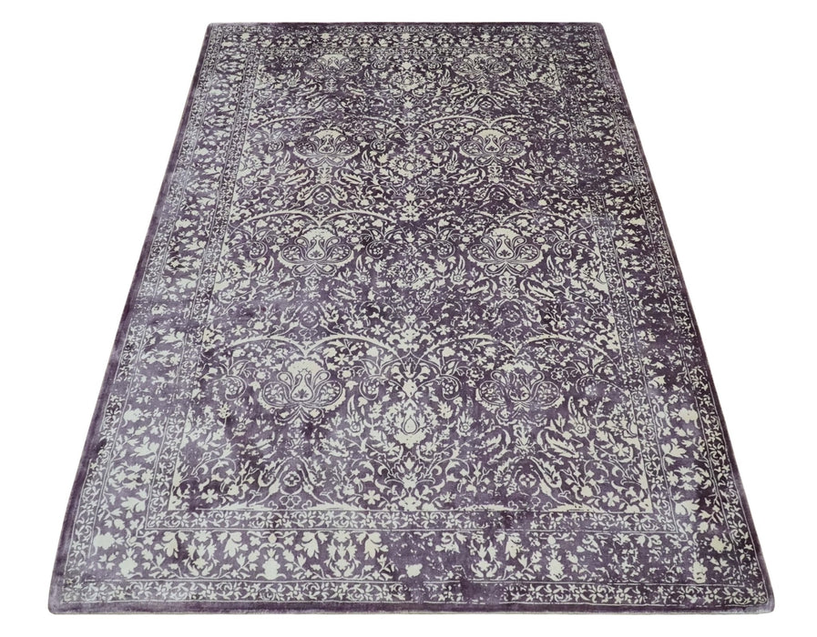 Premium Style Floral Ivory and Dark Purple 5.6x8 Handloom Wool and Viscose Area Rug