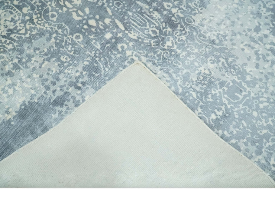 Premium Style Silver and Gray Traditional Medallion 5x8 Hand loom Viscose Area Rug