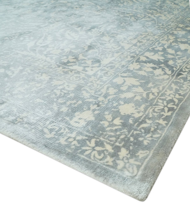 Premium Style Traditional Large Design Gray, Silver and Beige 5.6x7.9 Viscose Area Rug