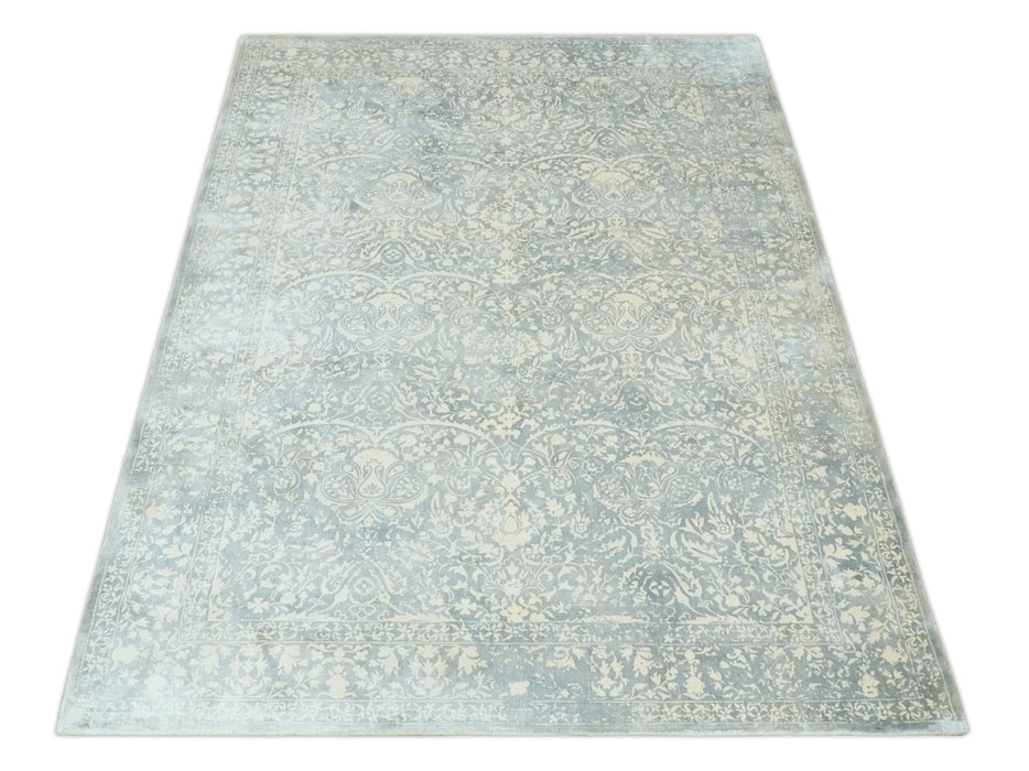 Premium Style Traditional Large Design Gray, Silver and Beige 5.6x7.9 Viscose Area Rug