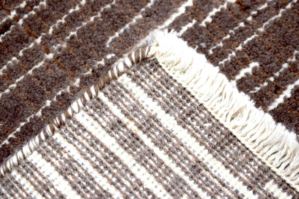 Brown and Ivory Traditional Handmade Wool & Viscose 2x3 Area Rug | TRD140323