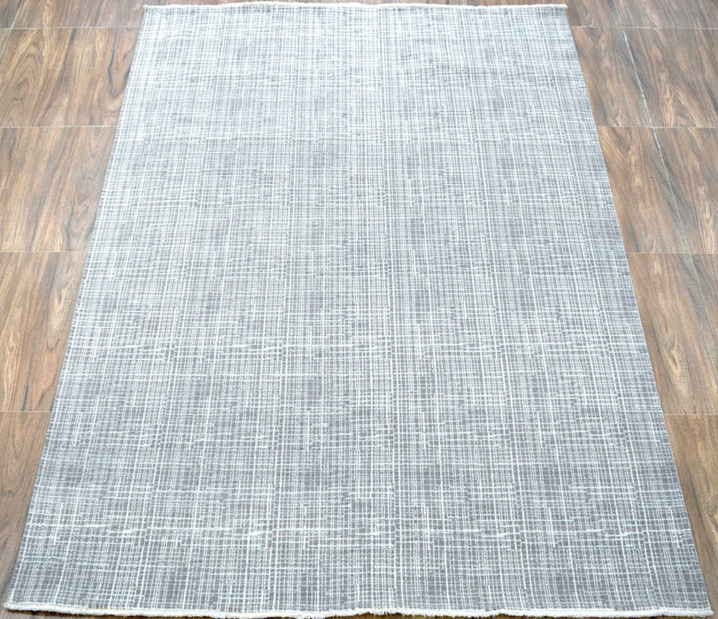 Traditional Handmade Wool & Viscose 5x8 Area Rug | TRD136658