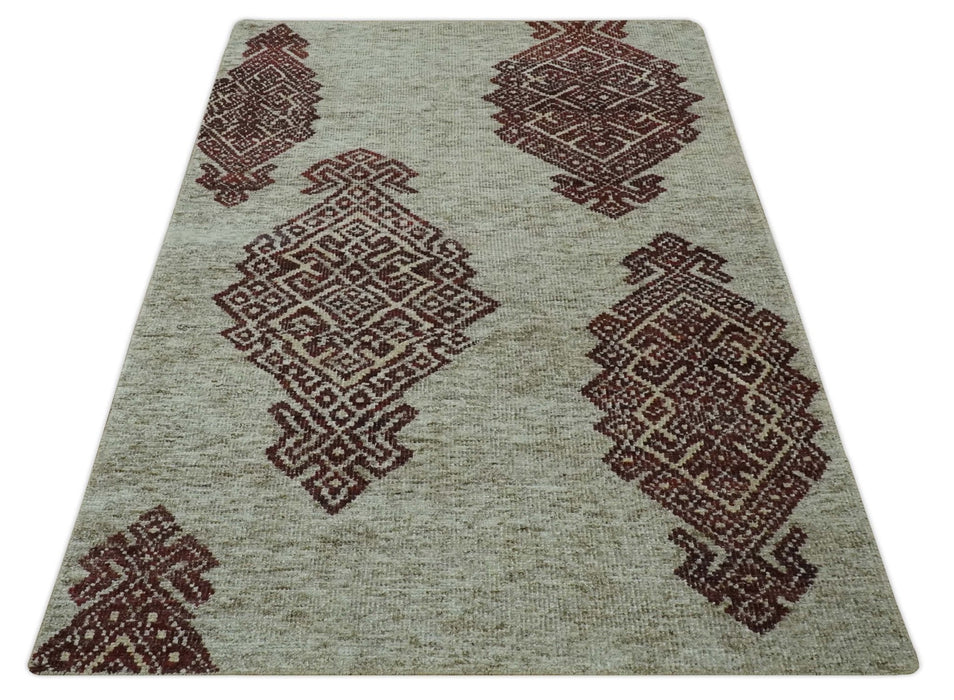 Traditional Large design 5x8 Olive, Silver and Brown Hand knotted wool area rug